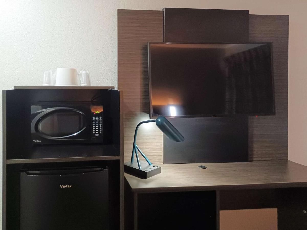 Motel 6-Fresno, Ca - Blackstone North Εξωτερικό φωτογραφία