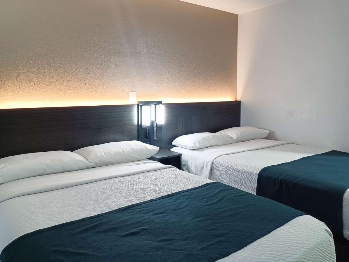 Motel 6-Fresno, Ca - Blackstone North Εξωτερικό φωτογραφία