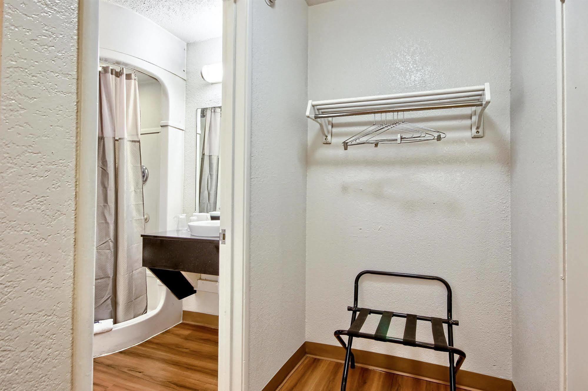 Motel 6-Fresno, Ca - Blackstone North Εξωτερικό φωτογραφία