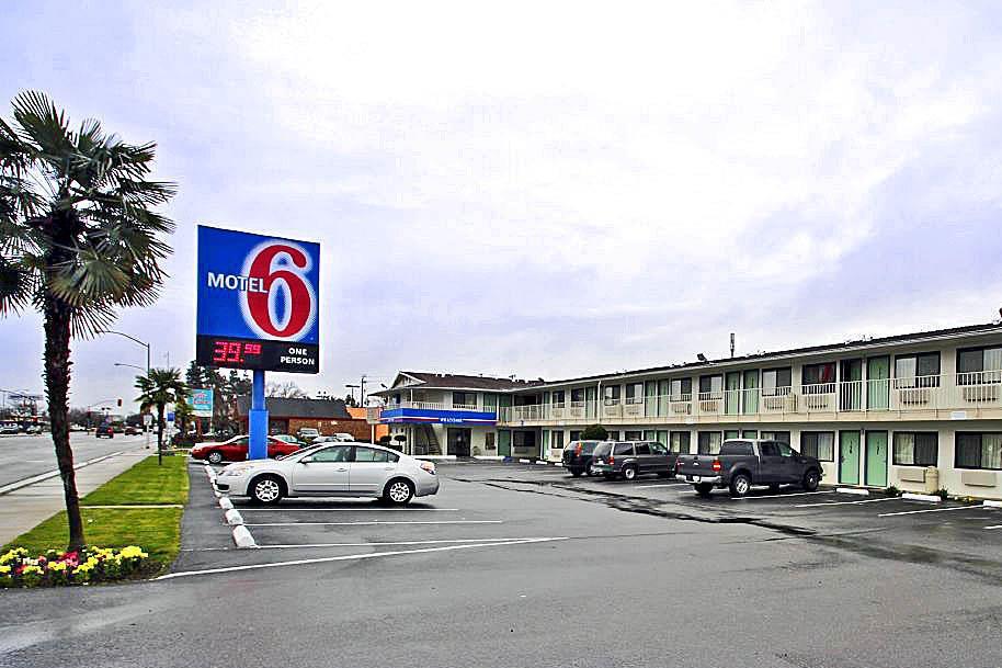 Motel 6-Fresno, Ca - Blackstone North Εξωτερικό φωτογραφία